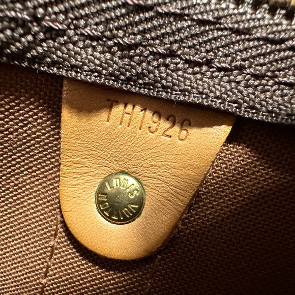 Louis Vuitton Keepall bandolier 50 2ways with strap Carryall Carryon w/ cert - Picture 9 of 16